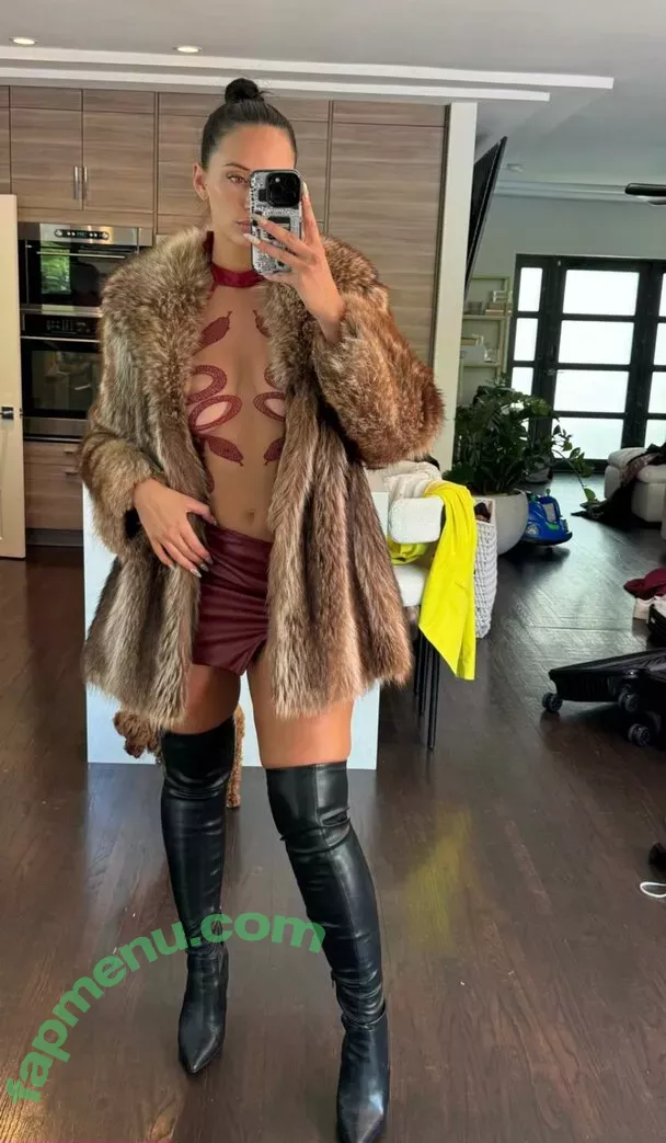 Yesjulz nude photo #0364 (Yesjulz)