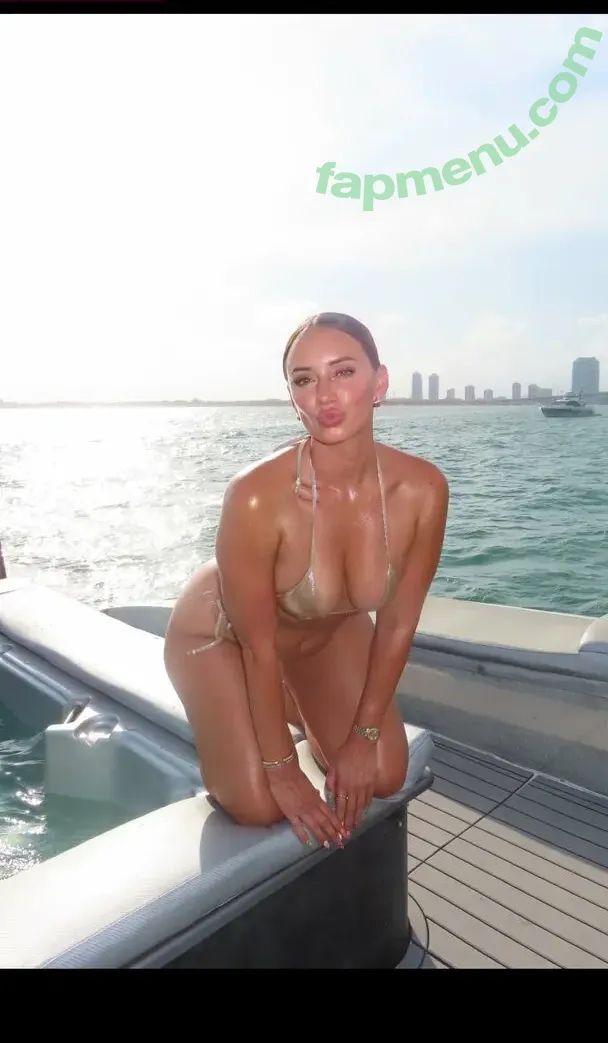 Yesjulz nude photo #0785 (Yesjulz)