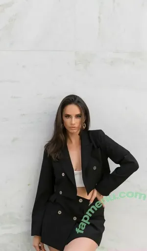 Yesjulz nude photo #0169