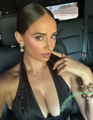 Yesjulz nude photo #0192