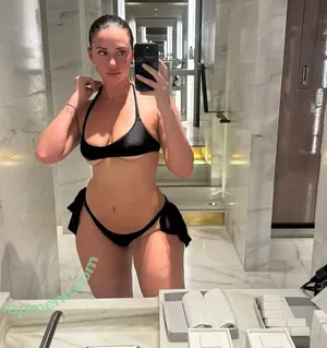 Yesjulz nude photo #0218