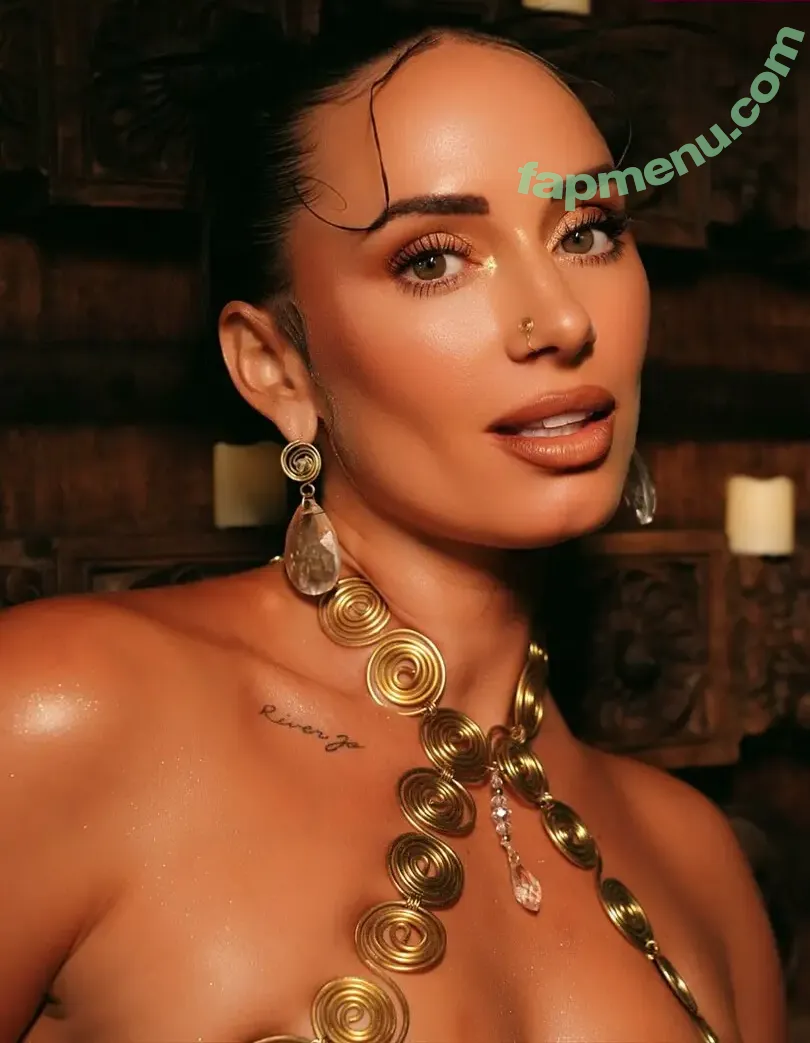 Yesjulz nude photo #0206 (Yesjulz)