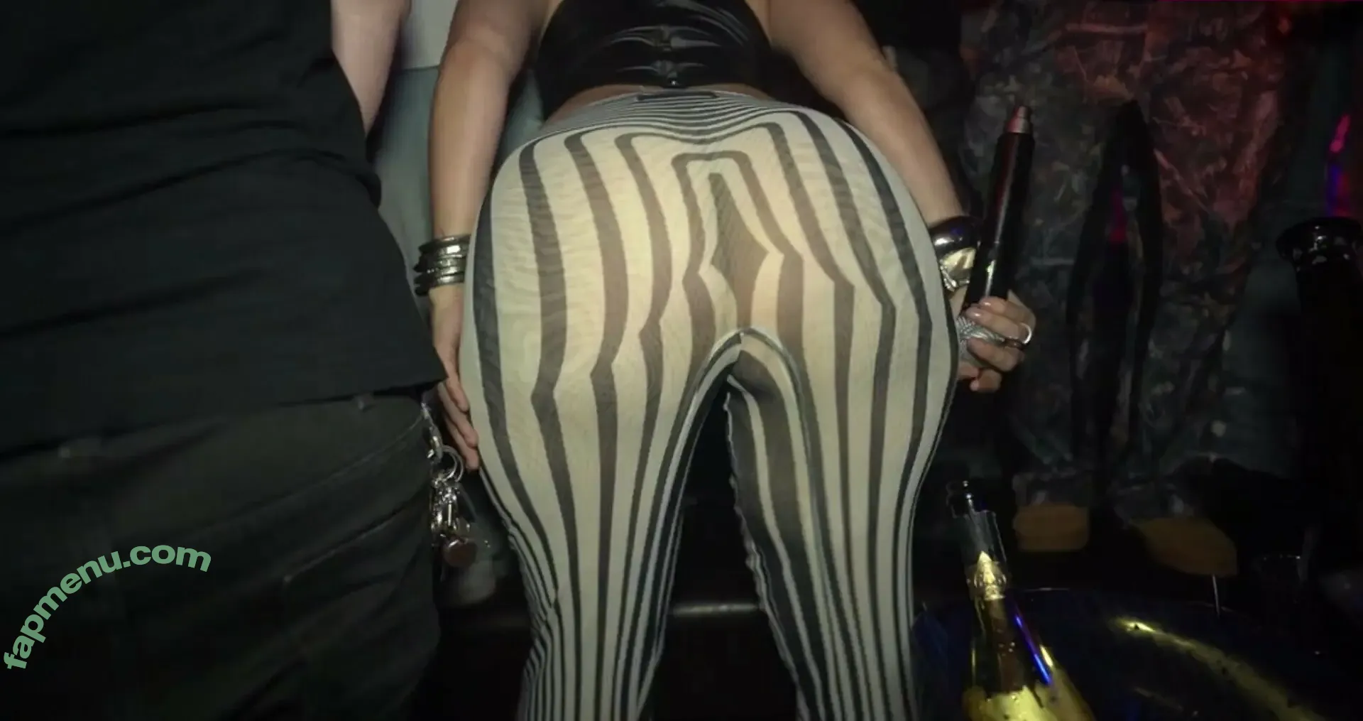 Yesjulz nude photo #0308 (yesjulztv)