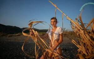 yesonee /  / ariaaback / arialll nude photo #0635