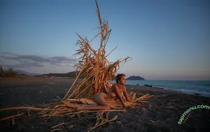 yesonee /  / ariaaback / arialll nude photo #0648