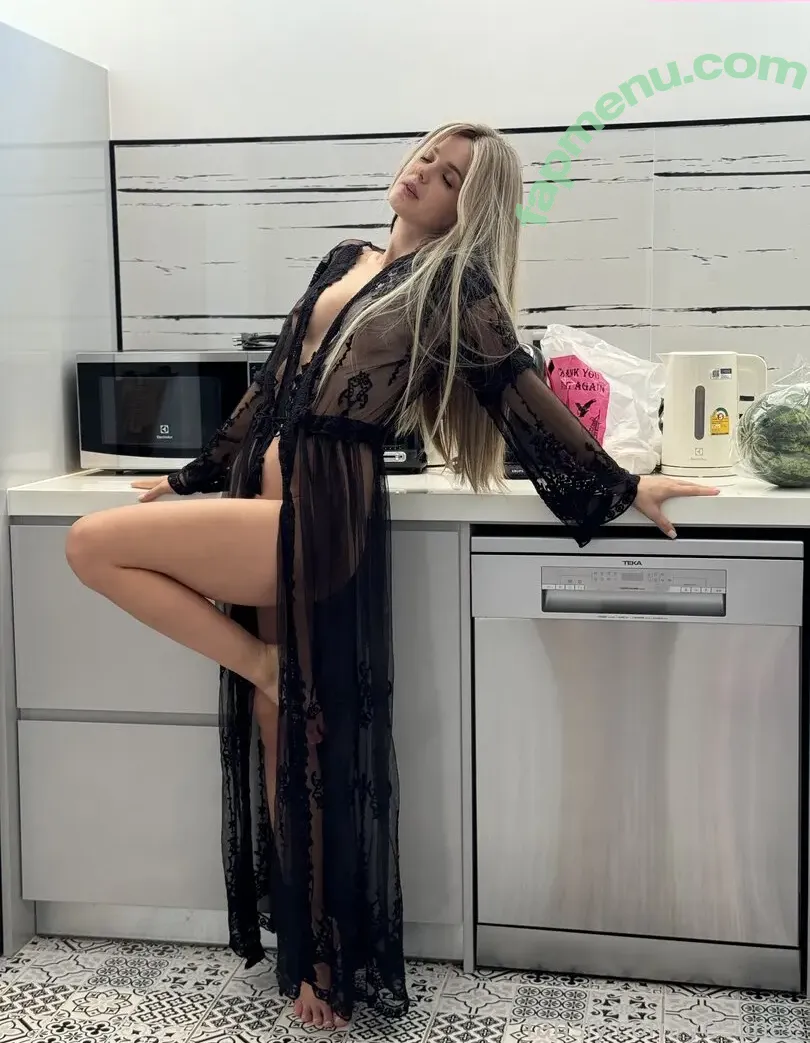 yesonee nude photo #0593 ( / ariaaback / arialll)