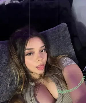 yessseeeniiaa / oxyesi / queenyesseniasfeet / yessseeeniiaa_ nude photo #0022