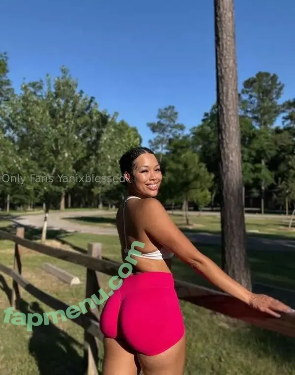 Yessyani nude photo #0005 (yanixblessed / ybabyxx)