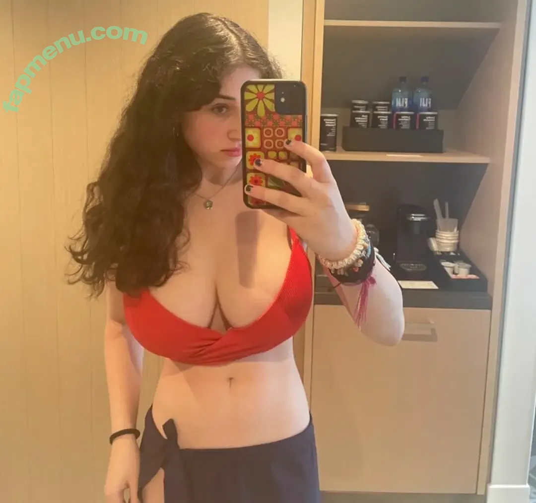 Ygwbt nude photo #0607 (Ygwbt)