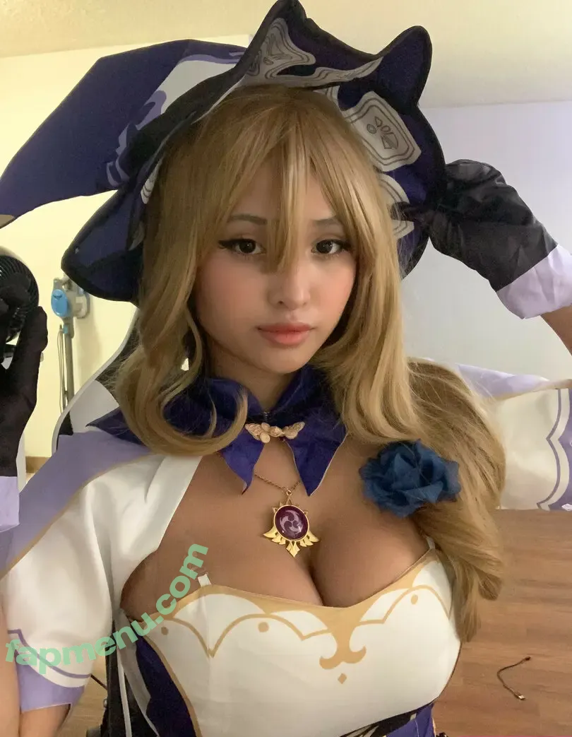 Ygwbt nude photo #1670 (Ygwbt)