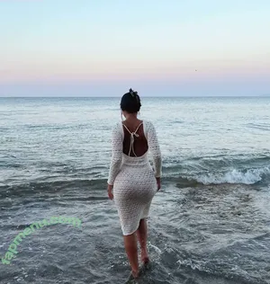  nude photo #0002