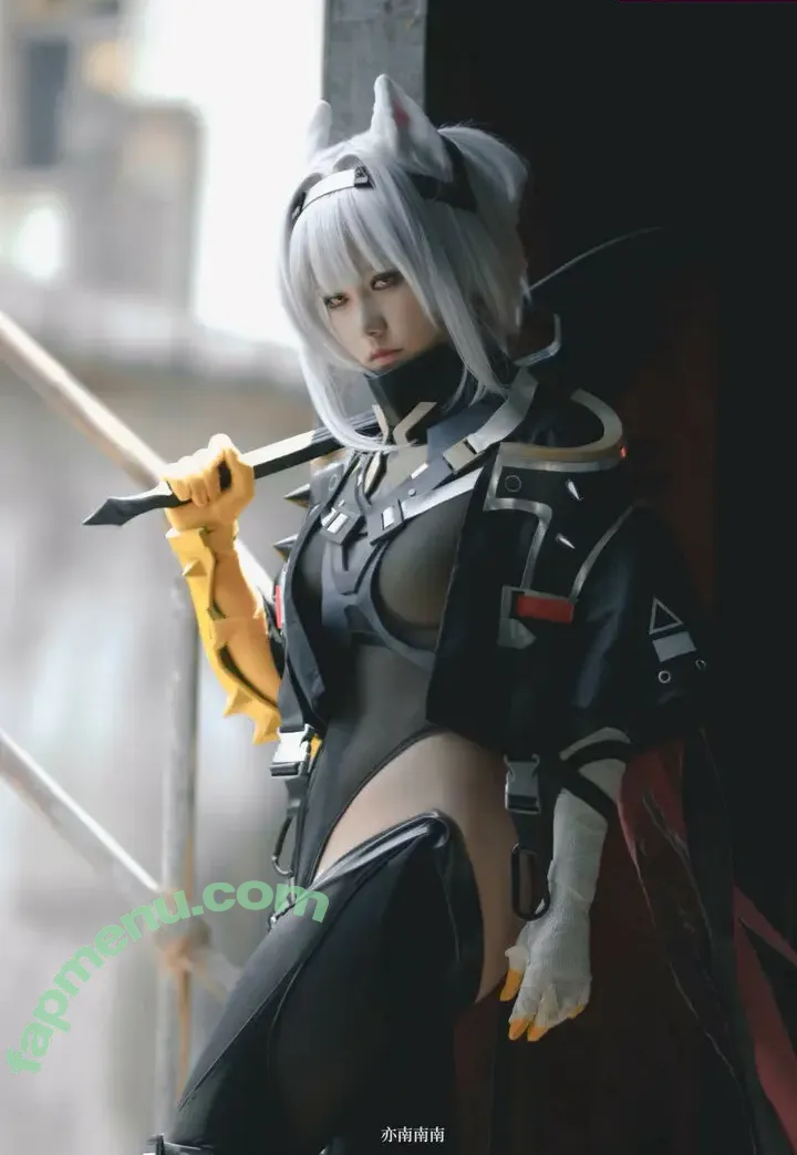 Yibeibuchi nude photo #0002 (Yibeibuchi_ / 一北亦北 / 亦南南南)