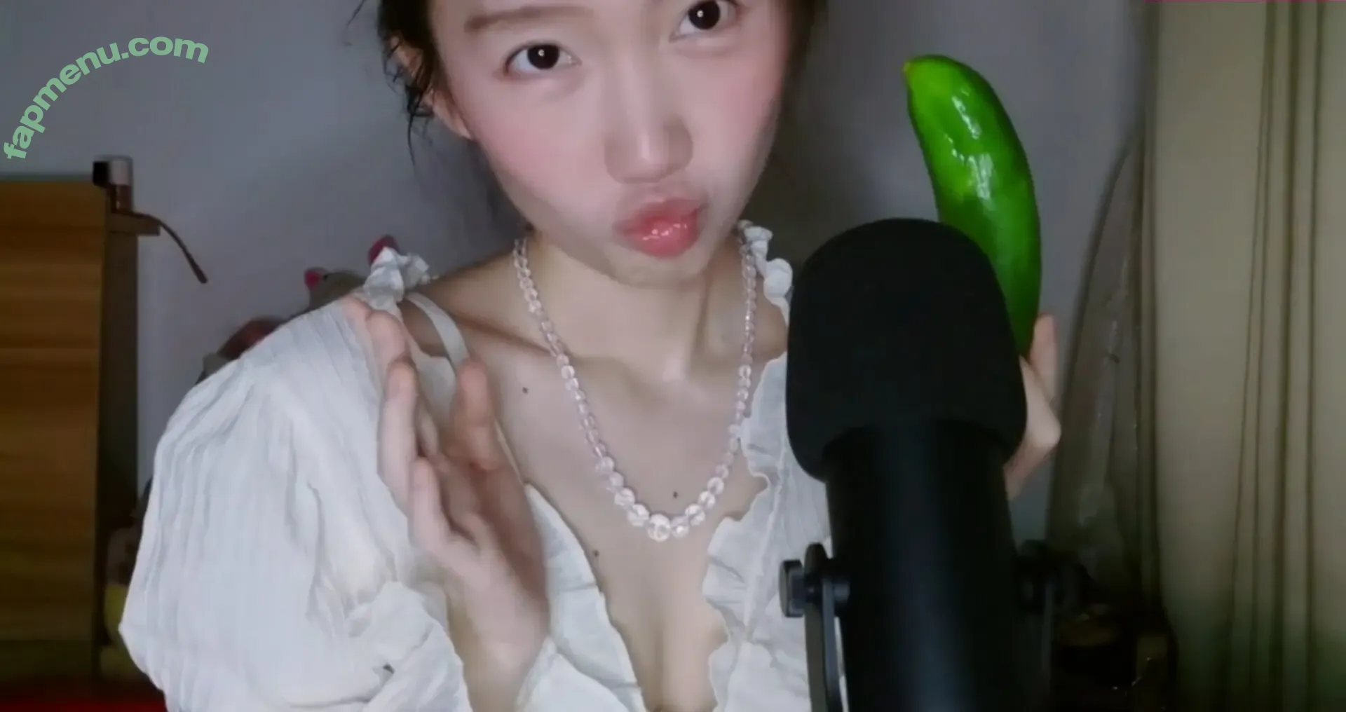 YiDan ASMR nude photo #0006 (YiDan829 / _led_yyd)