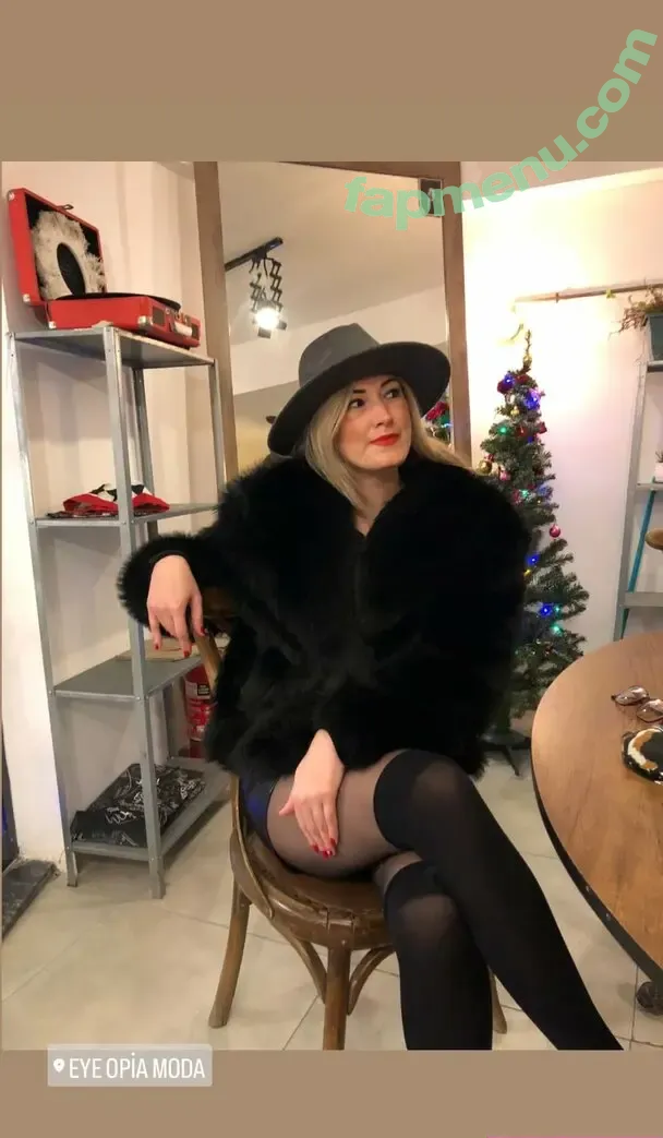 yildizozkan__ nude photo #0010 (yildizozkan__)