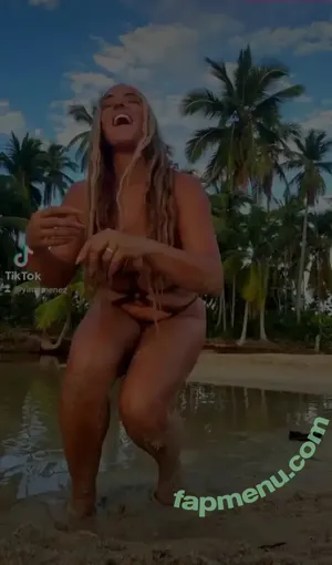  nude photo #0003