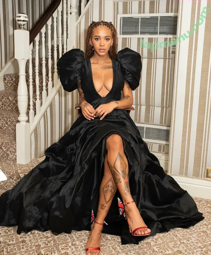Yinka Bokinni nude photo #0036 (yinkabokinni)