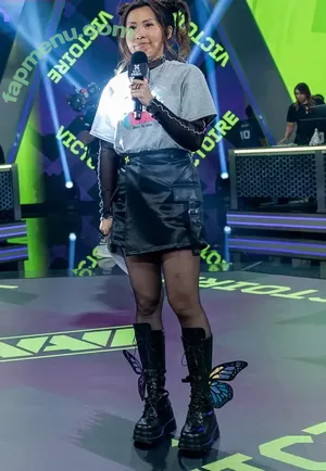 Yinsu Collins / YinsuCollins nude photo #0108