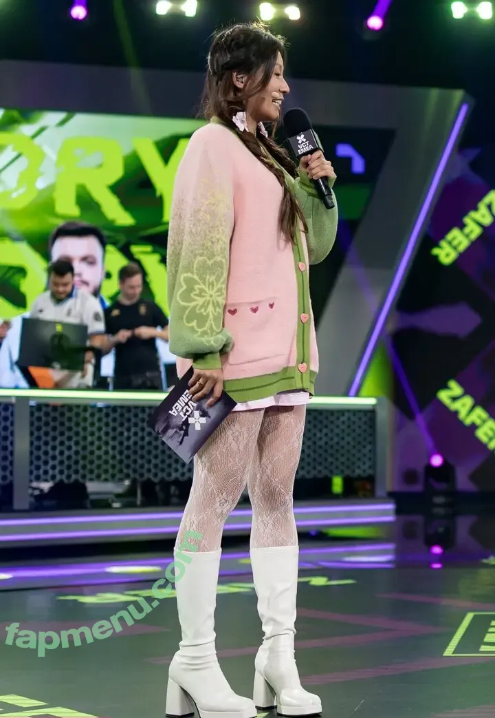 Yinsu Collins nude photo #0078 (YinsuCollins)