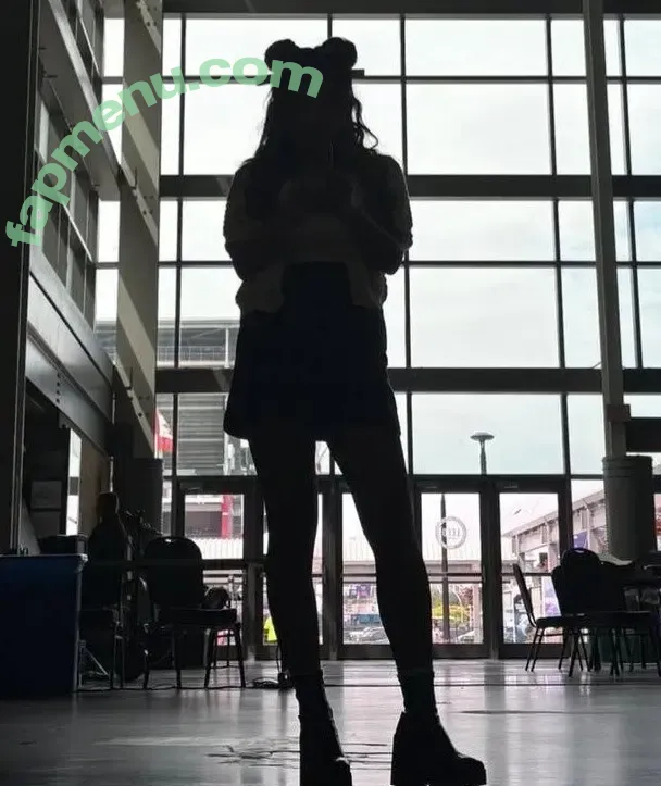 Yinsu Collins nude photo #0119 (YinsuCollins)