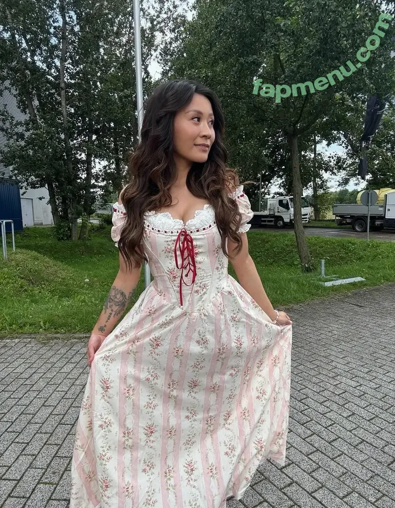 Yinsu Collins nude photo #0123 (YinsuCollins)