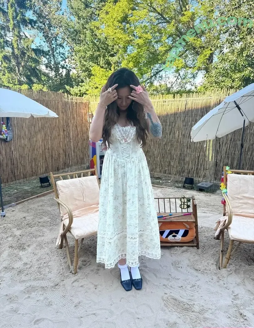 Yinsu Collins nude photo #0126 (YinsuCollins)