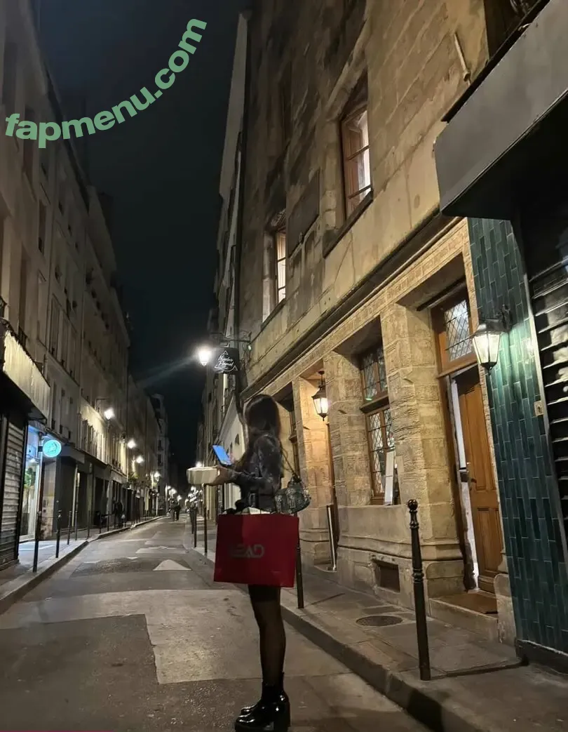 Yinsu Collins nude photo #0133 (YinsuCollins)