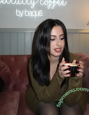 YiYi / Ja.gati / Truong Kha Di / tuilayiyi / yiyitruong99 nude photo #0058