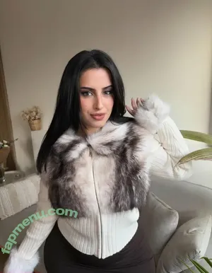 YiYi / Ja.gati / tuilayiyi / yiyitruong99 nude photo #0059