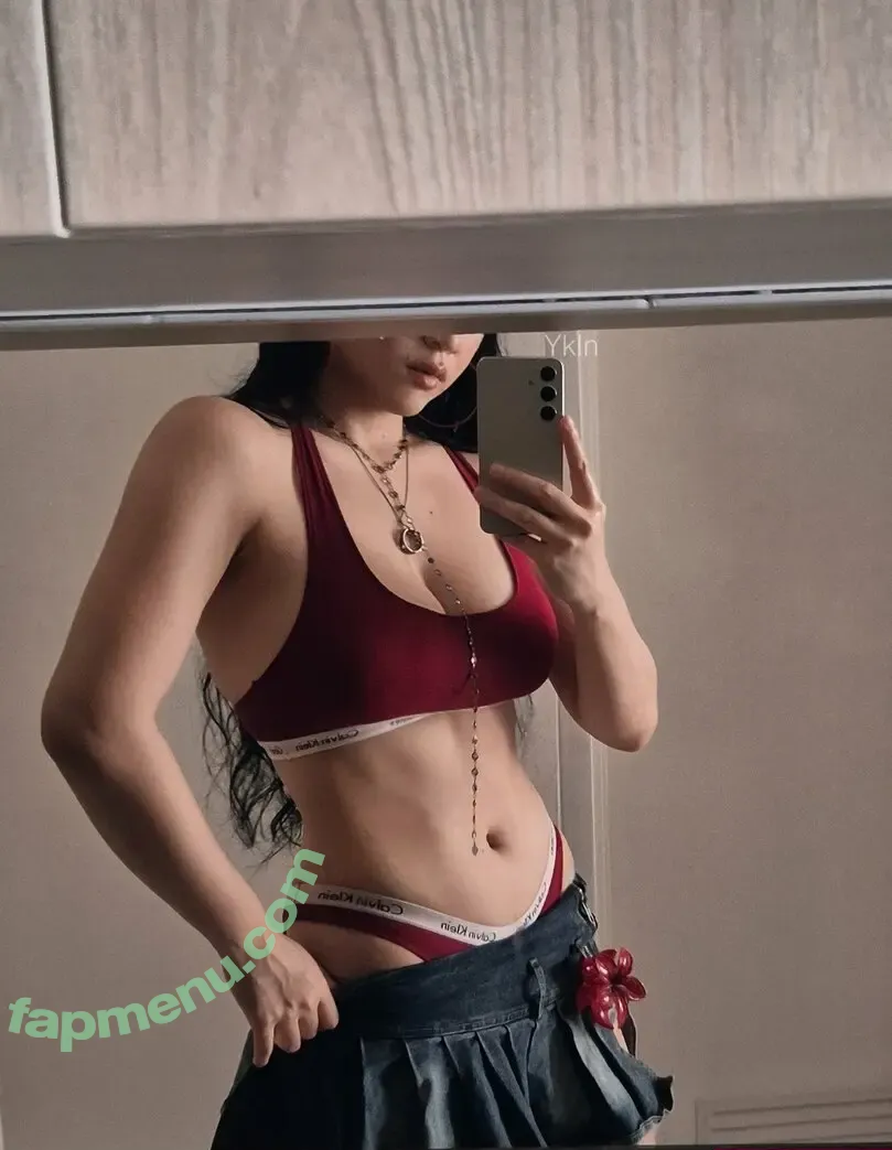 ykl.n nude photo #0034 (Yaklin / firstletterisY / yklorena)