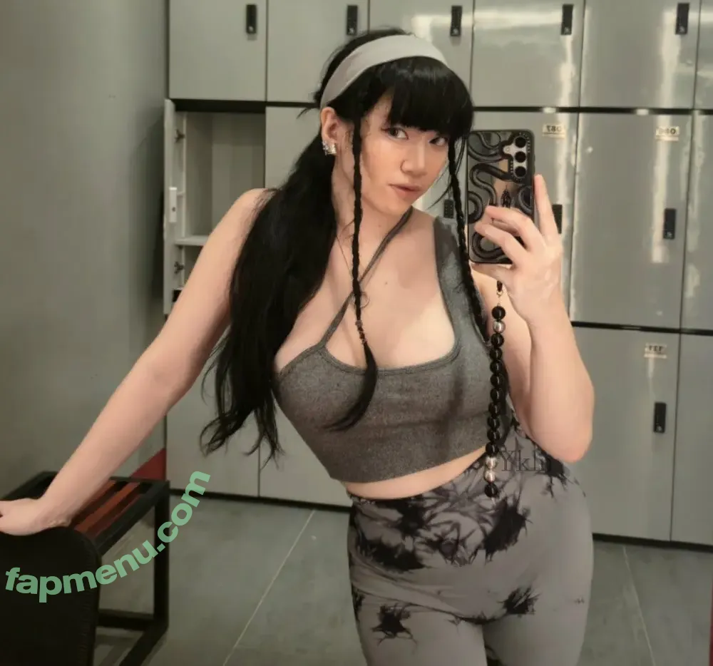 ykl.n nude photo #0037 (Yaklin / firstletterisY / yklorena)