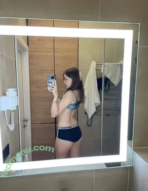 ynayrp / littlemissyanx nude photo #0349