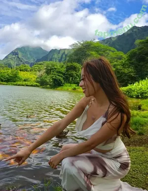 Ynori Nguyen / liluzinori / xoxoynori / ynori.nguyen nude photo #0056