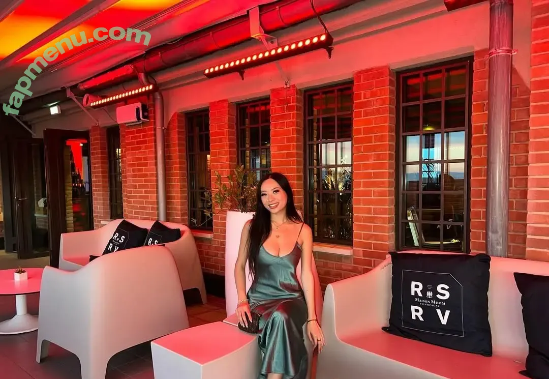 Ynori Nguyen nude photo #0033 (liluzinori / xoxoynori / ynori.nguyen)