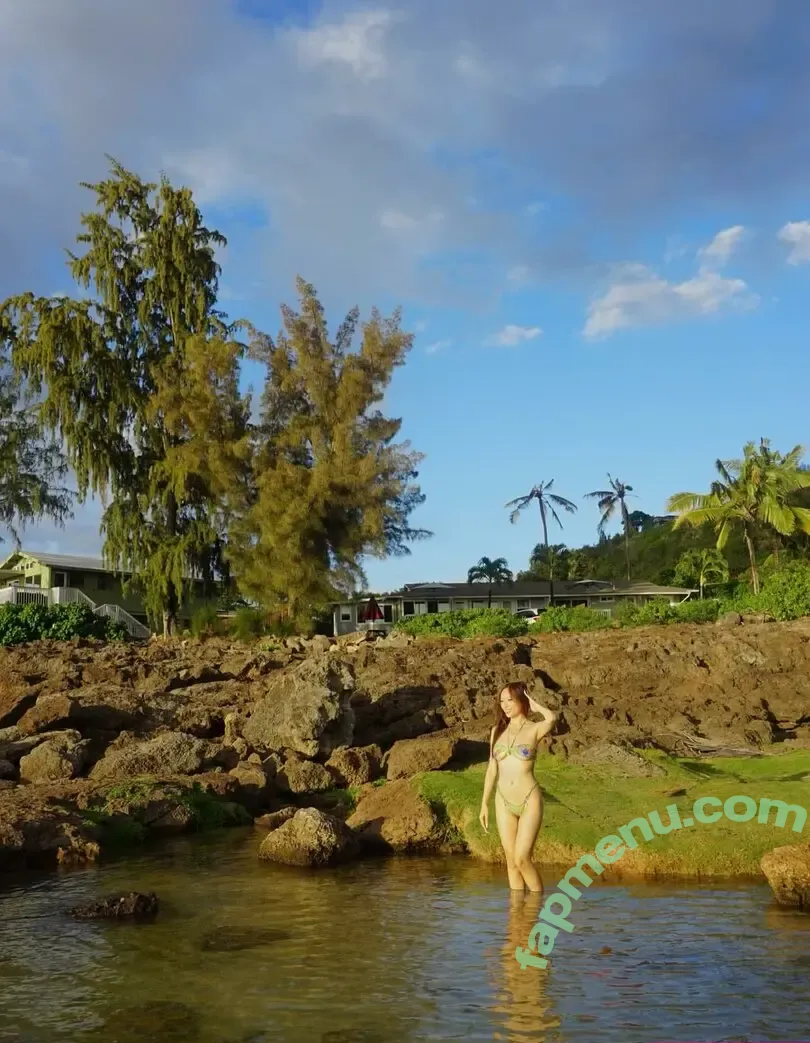 Ynori Nguyen nude photo #0049 (liluzinori / xoxoynori / ynori.nguyen)