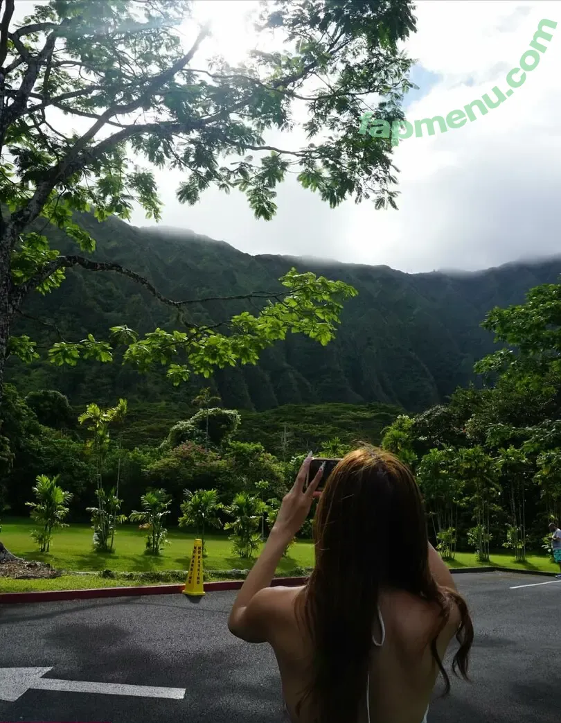 Ynori Nguyen nude photo #0053 (liluzinori / xoxoynori / ynori.nguyen)