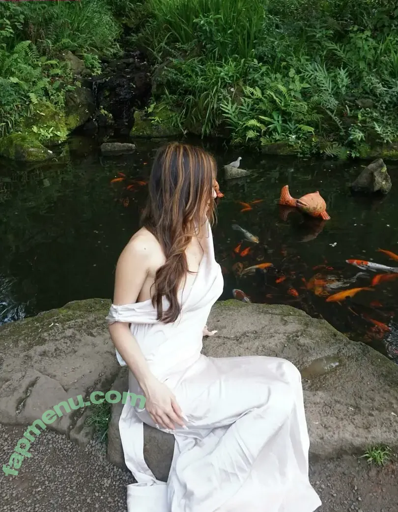 Ynori Nguyen nude photo #0054 (liluzinori / xoxoynori / ynori.nguyen)