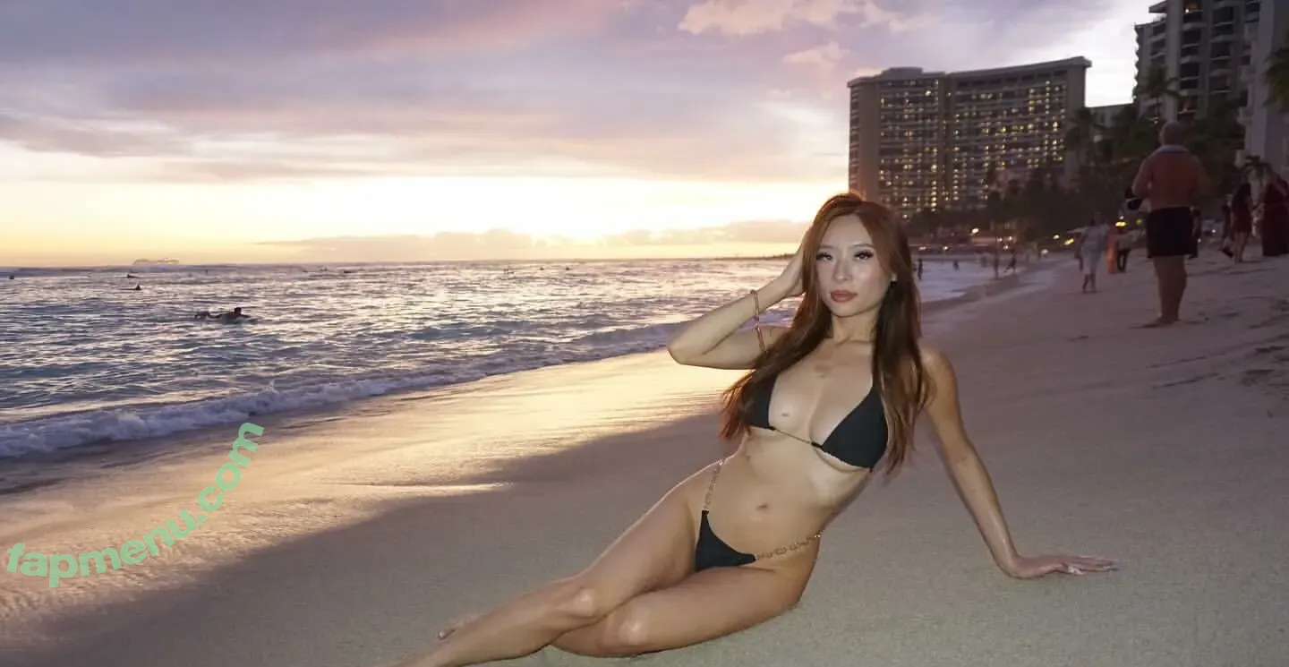 Ynori Nguyen nude photo #0063 (liluzinori / xoxoynori / ynori.nguyen)