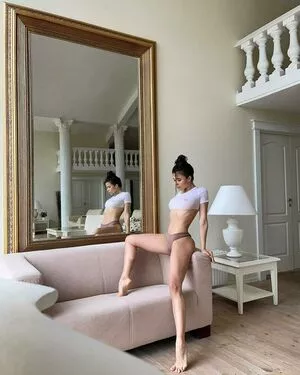 Yoana Nikolova / nikolova_y nude photo #0005