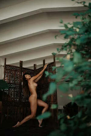 Yoana Nikolova / nikolova_y nude photo #0070