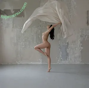 Yoana Nikolova / nikolova__y / nikolova_y nude photo #0482