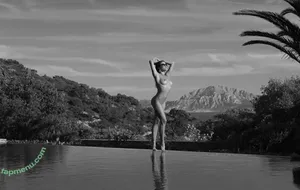 Yoana Nikolova / nikolova__y / nikolova_y nude photo #0584