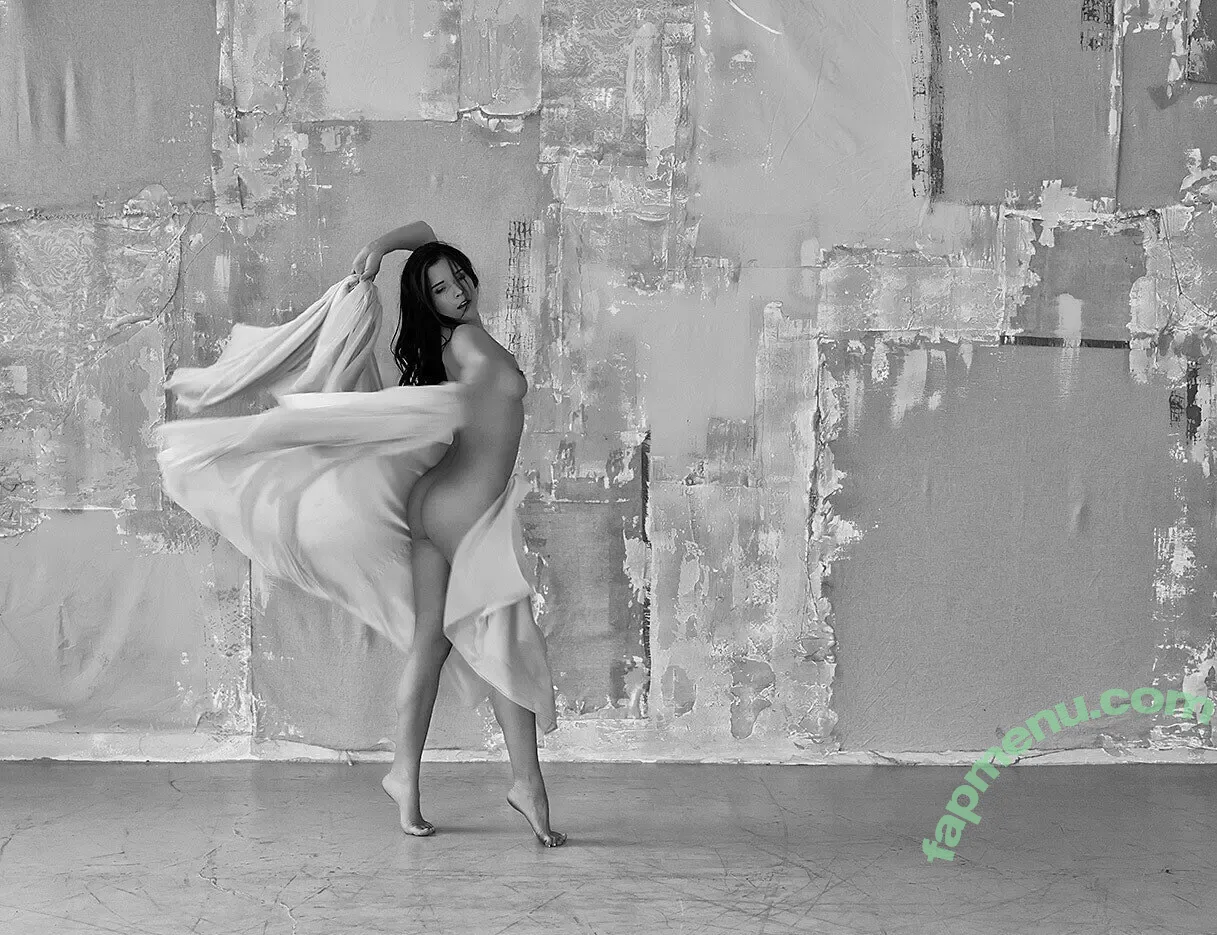 Yoana Nikolova nude photo #0481 (nikolova__y / nikolova_y)