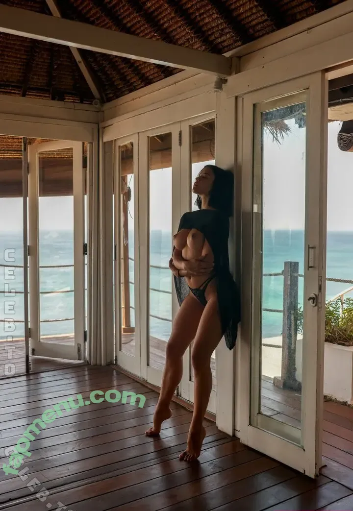 Yoana Nikolova nude photo #0578 (nikolova__y / nikolova_y)