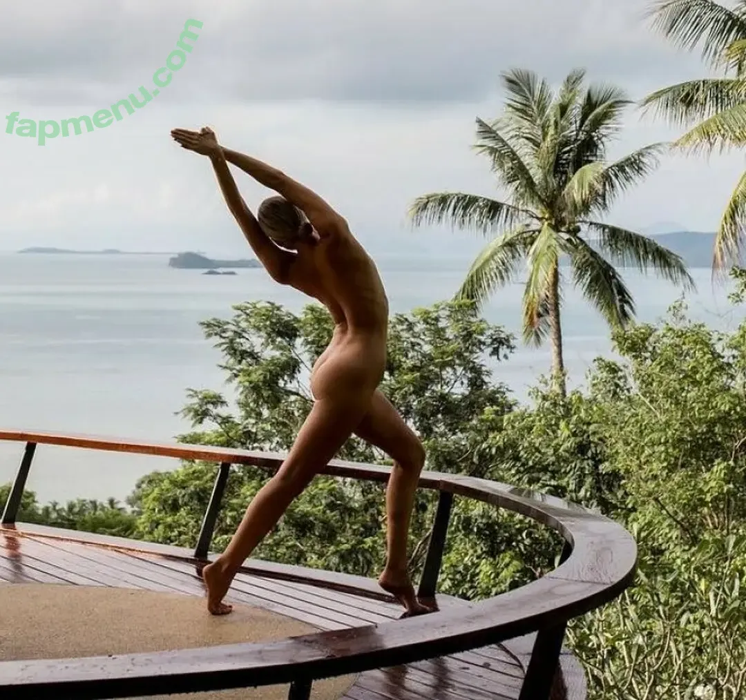 Yogagirl nude photo #0022 (Yogagirl)