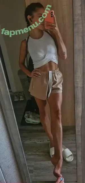 yogetavip / yogetasworld nude photo #0070