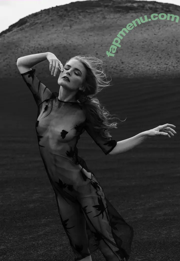 yoginatina nude photo #0001 (ktinawelch)