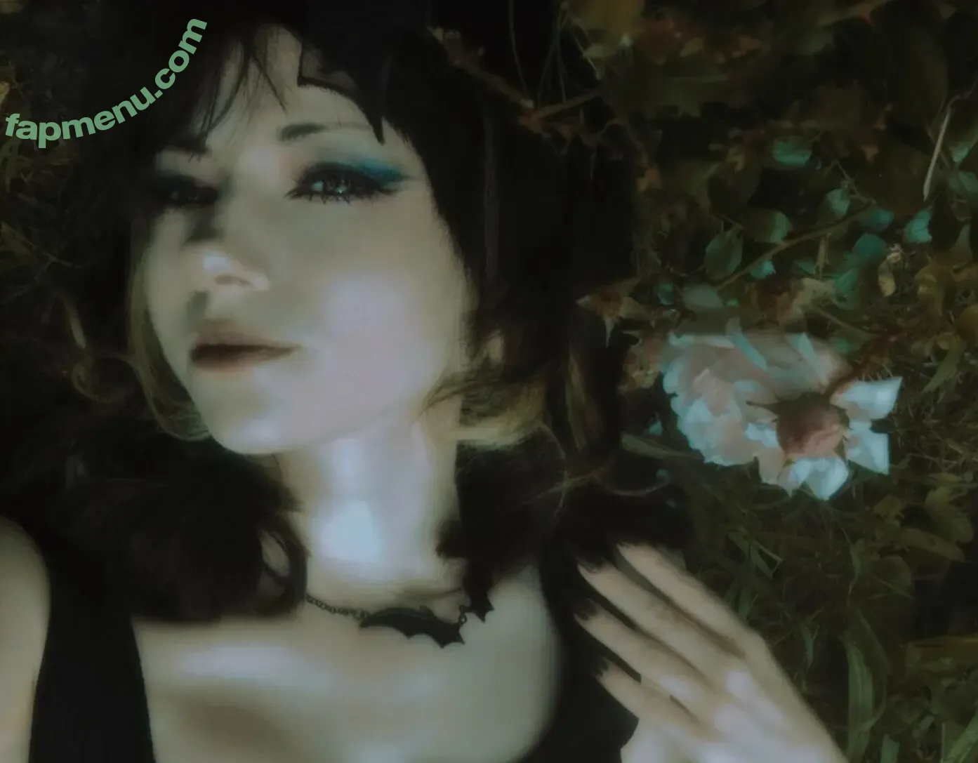 Yogscast Bouphe nude photo #0092 (bouphe / bouphemagic)