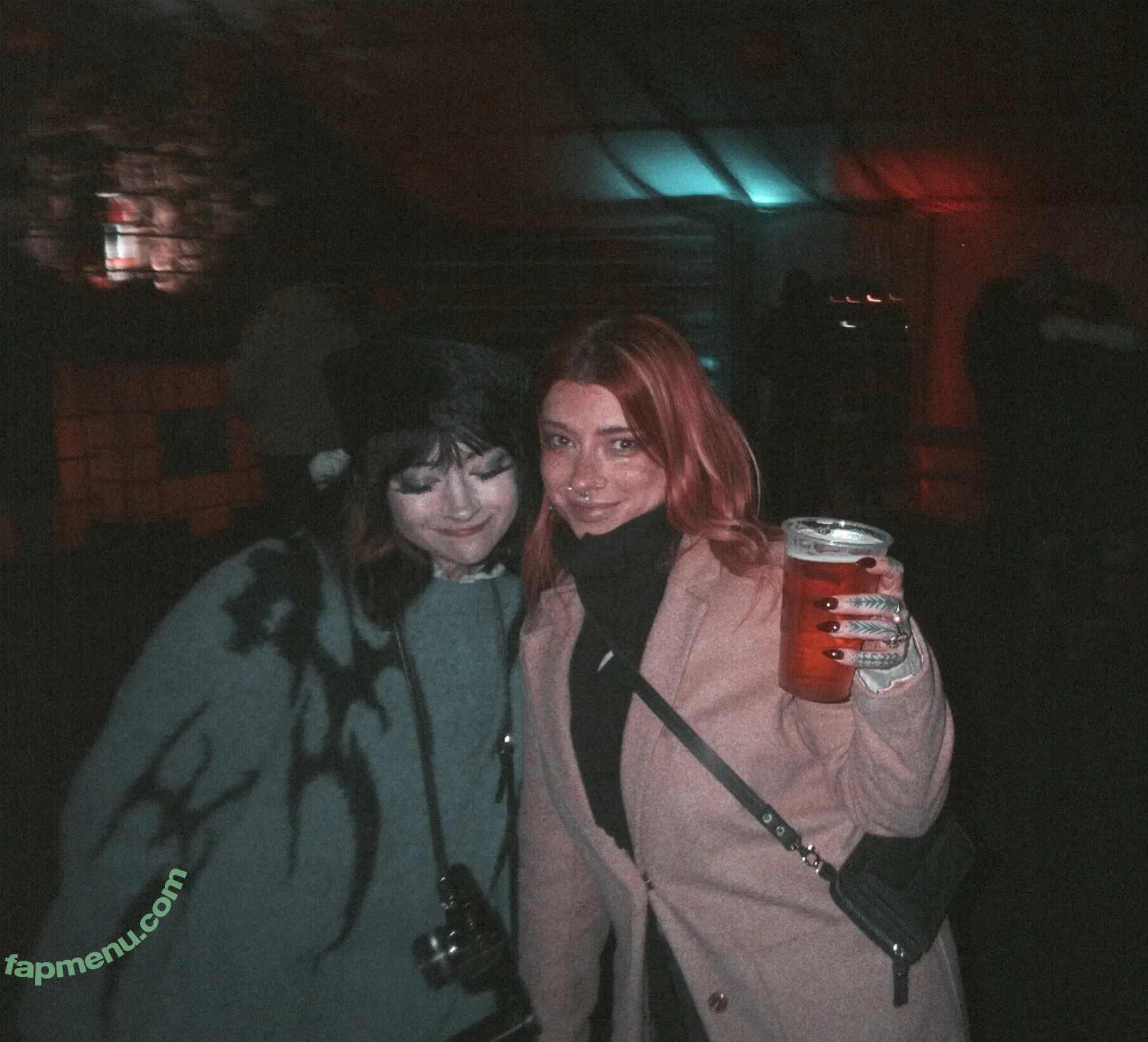 Yogscast Bouphe nude photo #0114 (bouphe / bouphemagic)