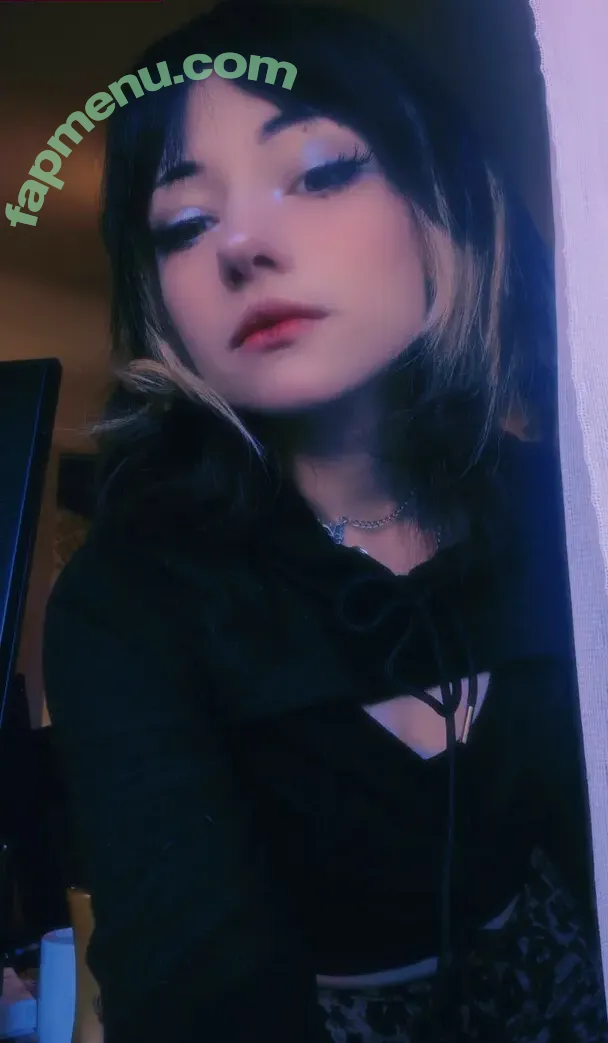 Yogscast Bouphe nude photo #0116 (bouphe / bouphemagic)