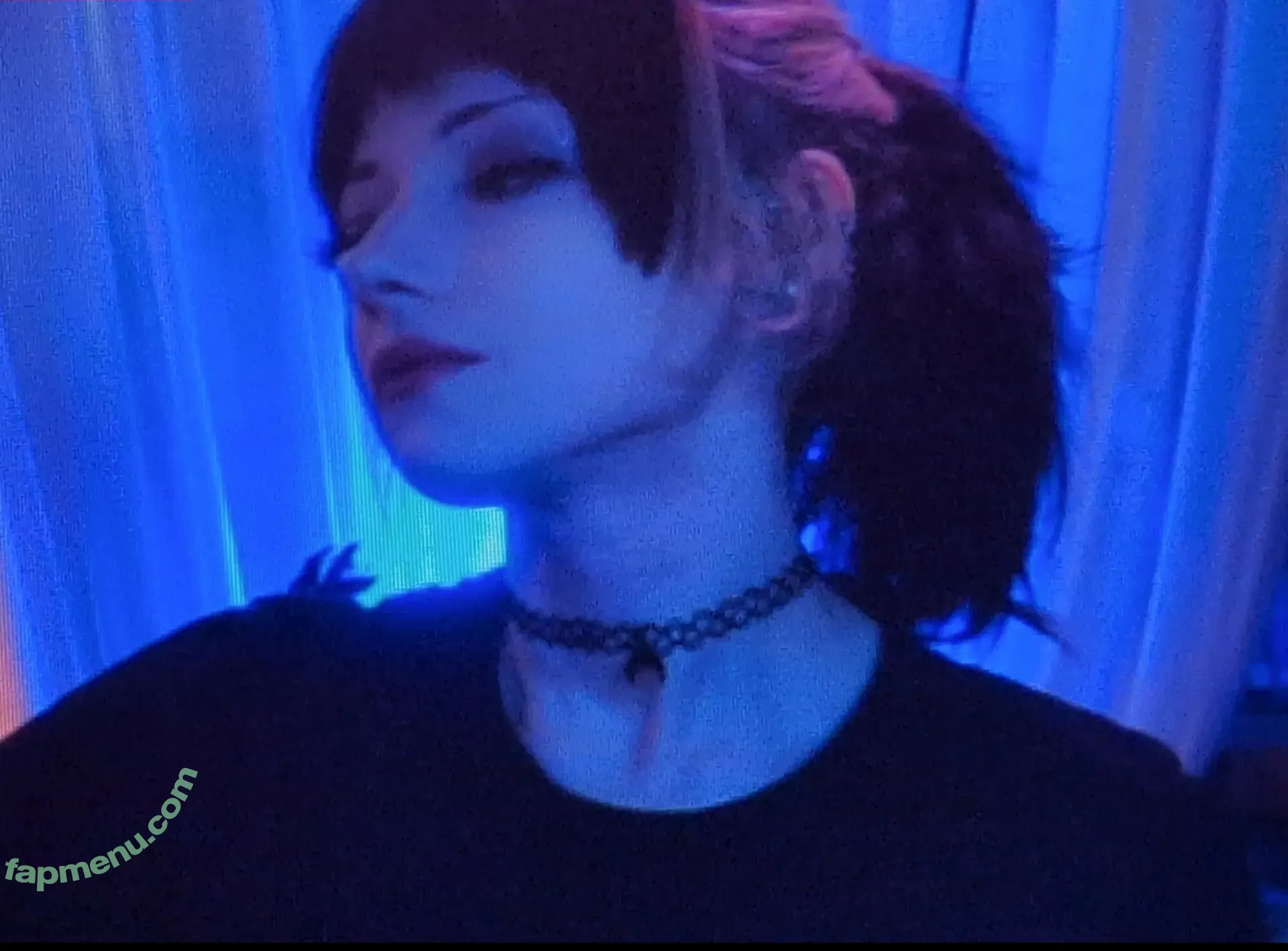 Yogscast Bouphe nude photo #0119 (bouphe / bouphemagic)